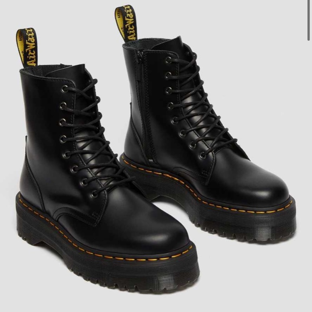 Doc Marten Jadon Boots Size 6 W